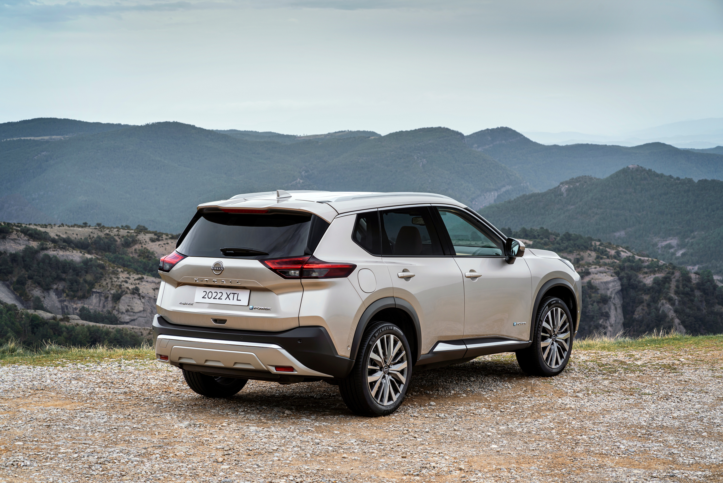 Nissan_Xtrail_Low_015