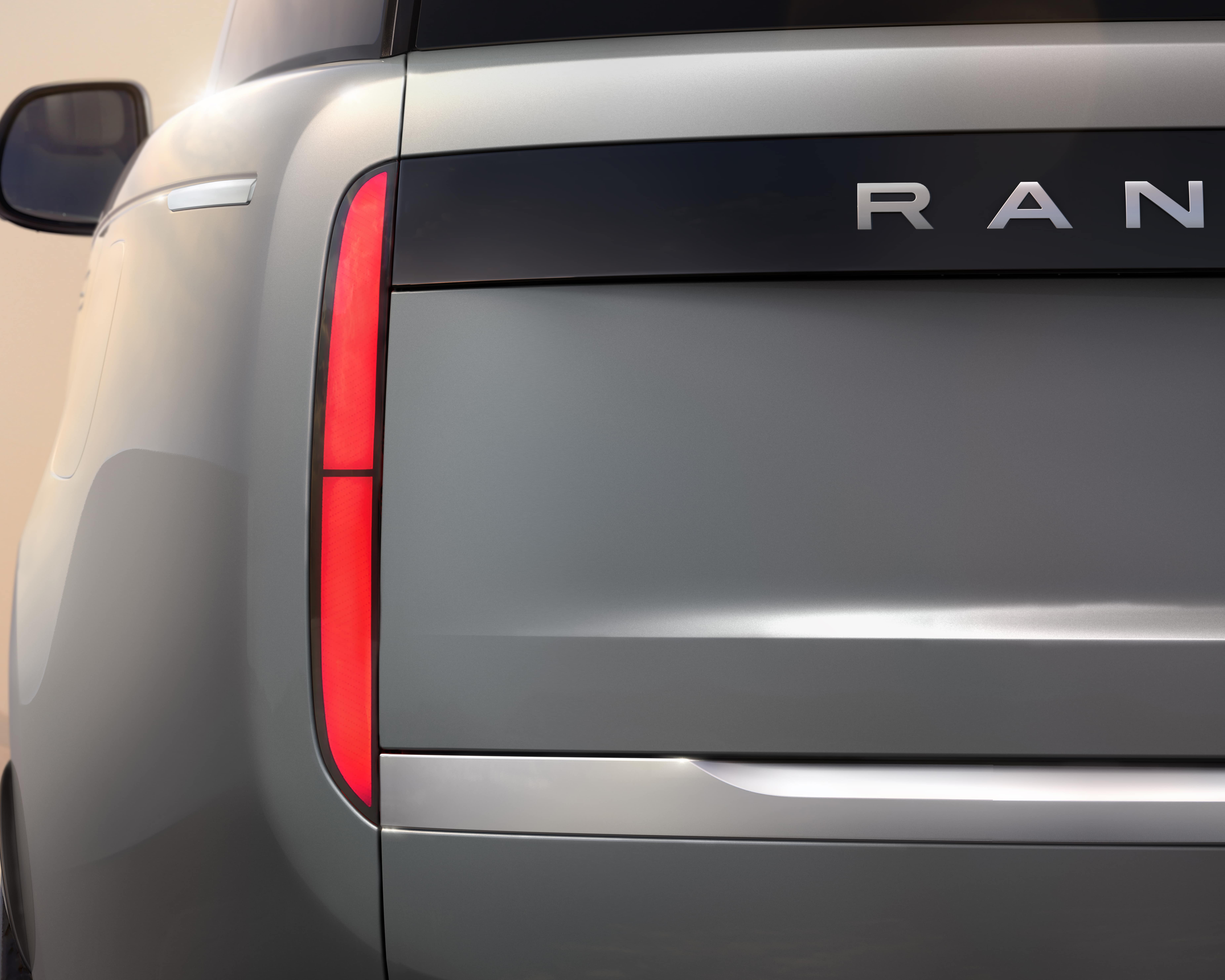 O nouă eră pentru Range Rover - se deschide lista de așteptare pentru noul Range Rover Electric