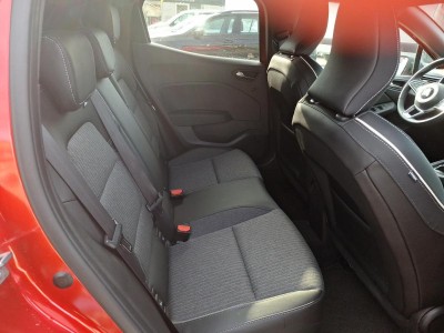 Mitsubishi Colt — Imagine 14