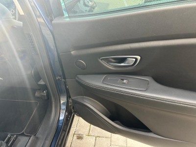 Renault Scenic — Imagine 15