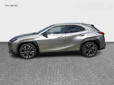 Lexus UX — Imagine 4