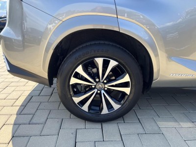 Lexus NX Serie NX 300h Design — Imagine 16