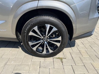 Lexus NX Serie NX 300h Design — Imagine 17