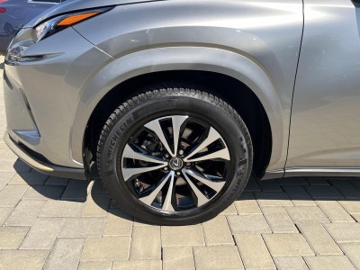 Lexus NX Serie NX 300h Design — Imagine 18