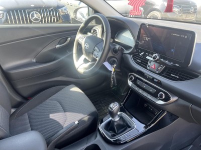 Hyundai i30 Comfort — Imagine 11