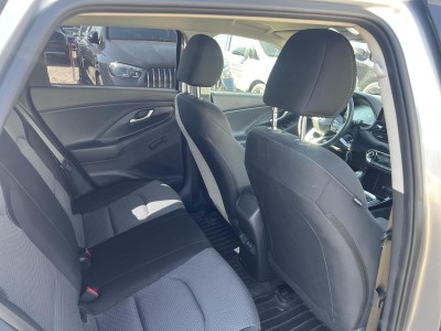 Hyundai i30 Comfort — Imagine 12