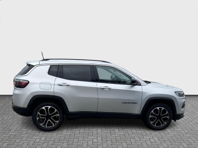 Jeep Compass — Imagine 7