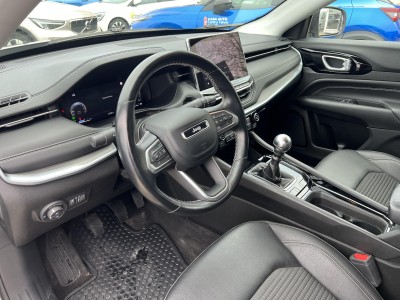 Jeep Compass — Imagine 10