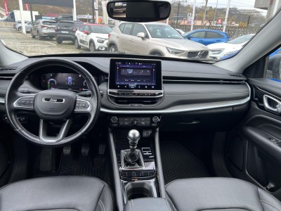 Jeep Compass — Imagine 13