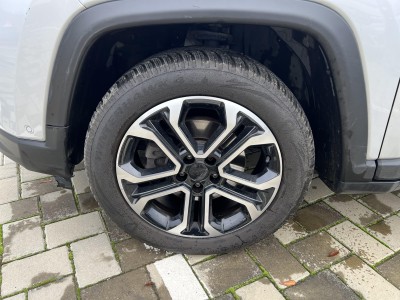 Jeep Compass — Imagine 18