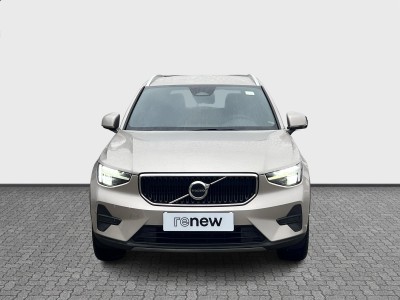 Volvo XC40 B3 163 DCT 7 — Imagine 8