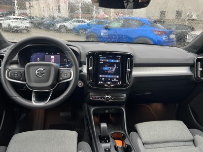 Volvo XC40 B3 163 DCT 7 — Imagine 11