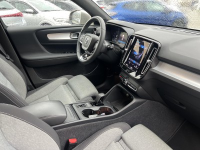Volvo XC40 B3 163 DCT 7 — Imagine 12