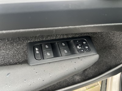 Volvo XC40 B3 163 DCT 7 — Imagine 19