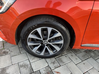 Renault CLIO — Imagine 18