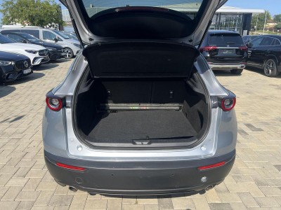 Mazda CX-30 — Imagine 8