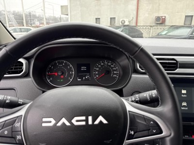 Dacia Duster Journey 4x4 — Imagine 10
