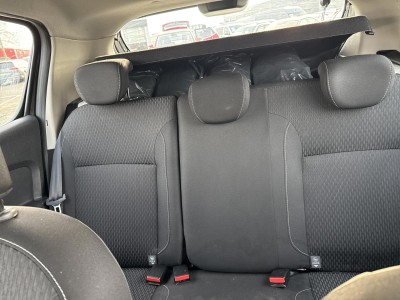 Dacia Sandero 0.9 — Imagine 19