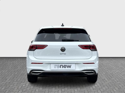 Volkswagen Golf 8 PHev — Imagine 4