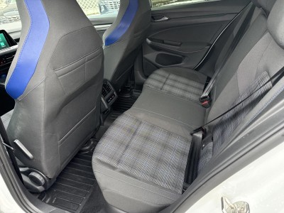 Volkswagen Golf 8 PHev — Imagine 14