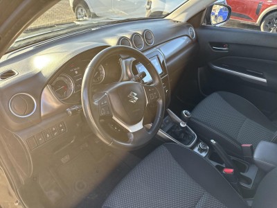 Suzuki Vitara AWD — Imagine 9