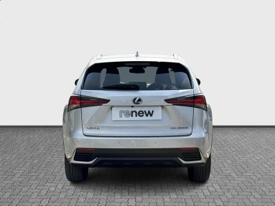 Lexus NX — Imagine 4
