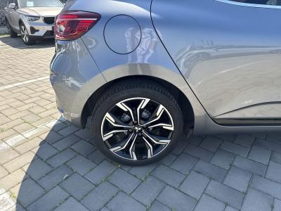 Mitsubishi Colt — Imagine 16