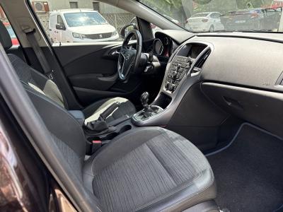 Opel Astra — Imagine 12