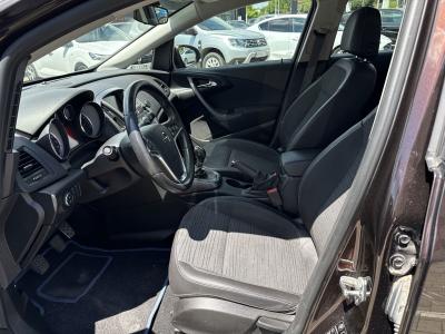 Opel Astra — Imagine 13