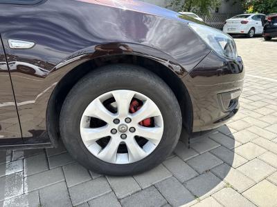 Opel Astra — Imagine 15
