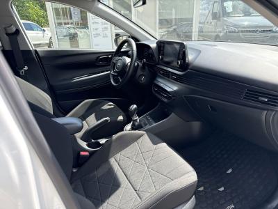 Hyundai Bayon — Imagine 12