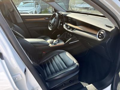 Alfa Romeo Stelvio — Imagine 12