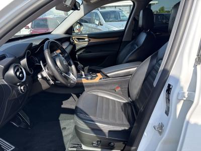 Alfa Romeo Stelvio — Imagine 13