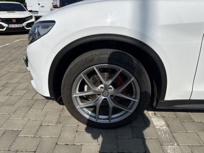 Alfa Romeo Stelvio — Imagine 18