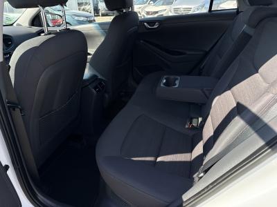 Hyundai Ioniq — Imagine 14