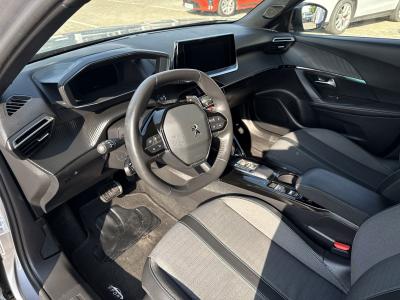 Peugeot 2008 — Imagine 9