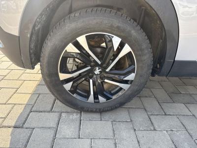 Peugeot 2008 — Imagine 17