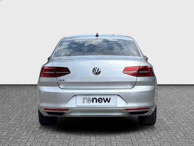 Volkswagen Passat GTE — Imagine 4