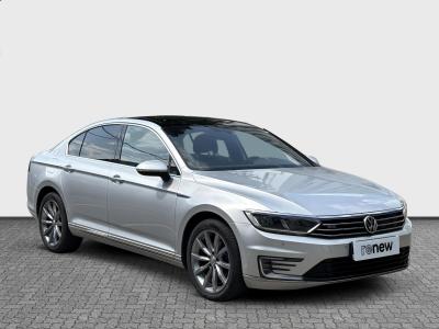 Volkswagen Passat GTE — Imagine 7