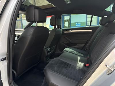 Volkswagen Passat GTE — Imagine 14