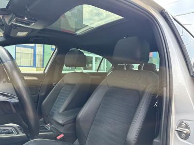 Volkswagen Passat GTE — Imagine 16