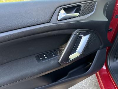 Peugeot 308 — Imagine 18