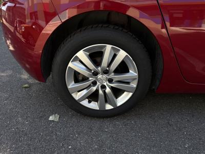Peugeot 308 — Imagine 20