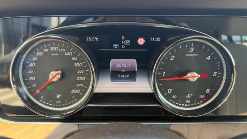 Mercedes-Benz E class 220d 4MATIC — Imagine 10