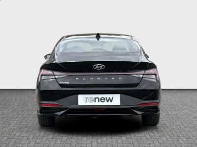 Hyundai Elantra — Imagine 4