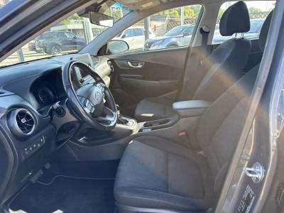 Hyundai KONA — Imagine 13