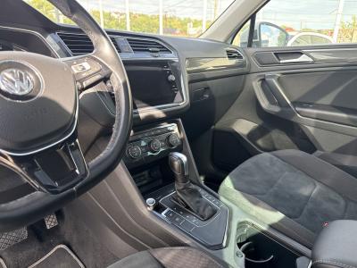Volkswagen Tiguan — Imagine 19