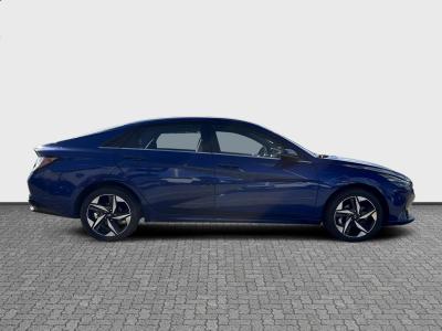 Hyundai Elantra — Imagine 6