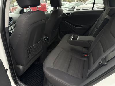Hyundai Ioniq — Imagine 14