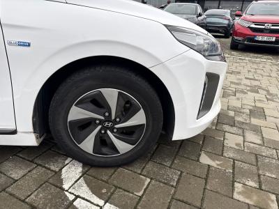 Hyundai Ioniq — Imagine 15